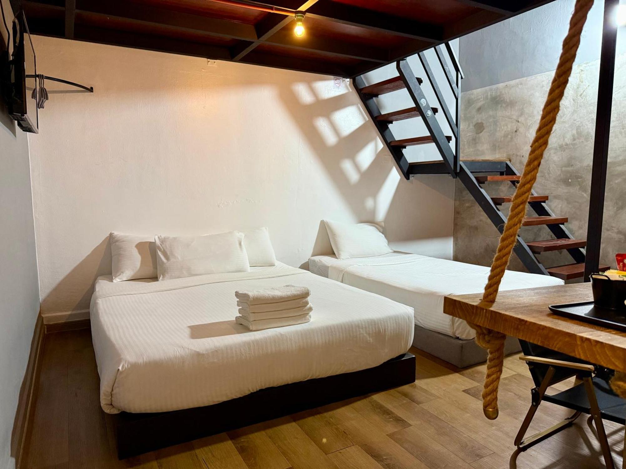 Ardour Lodge "A" Wing Tanjung Bungah (Penang) Exterior foto