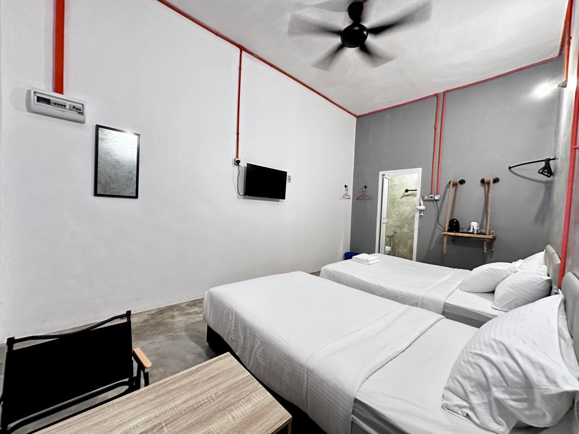 Ardour Lodge "A" Wing Tanjung Bungah (Penang) Exterior foto