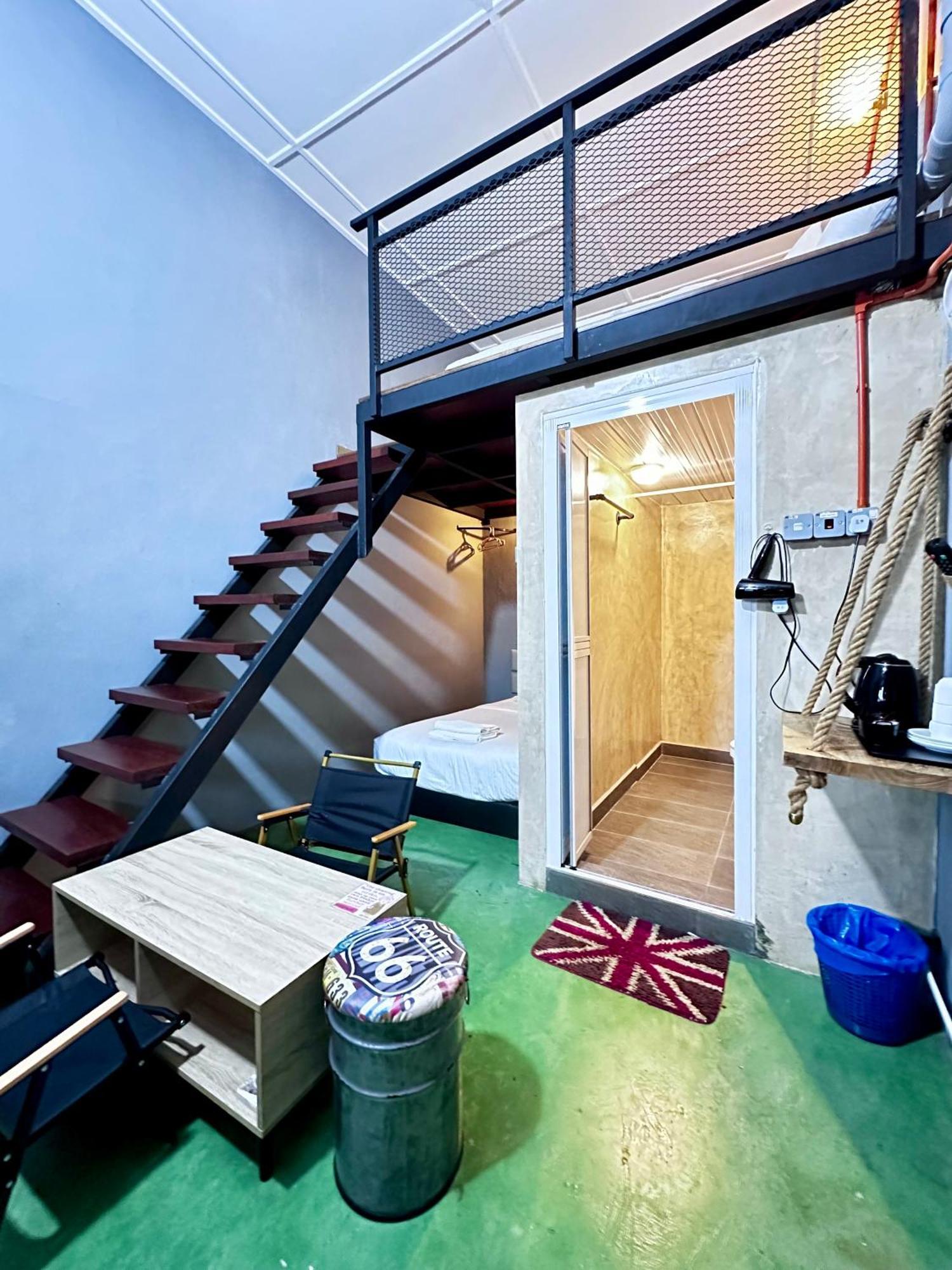 Ardour Lodge "A" Wing Tanjung Bungah (Penang) Exterior foto